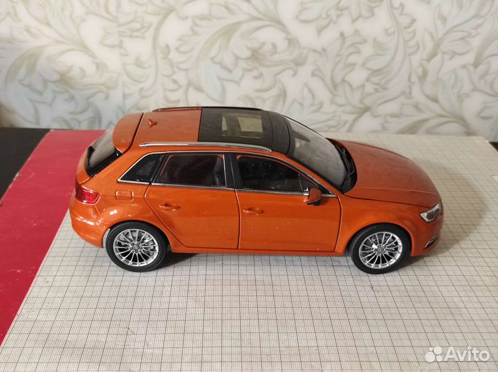 2014 Audi A3 Sport Back 1/18 Paudi Dealer E