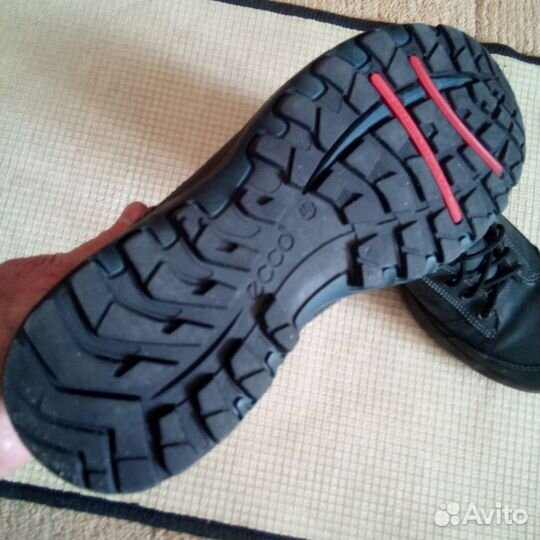 Ботинки трекинговые мембранные Ecco