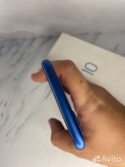 Honor 10 4/64gb