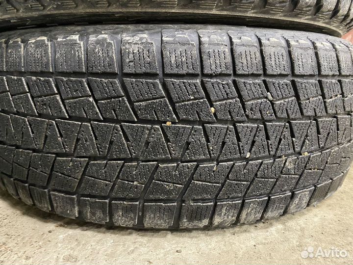 Bridgestone Blizzak DM-V1 225/60 R17 99Q