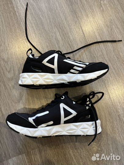 Кроссовки для мальчика Armani 35 размер