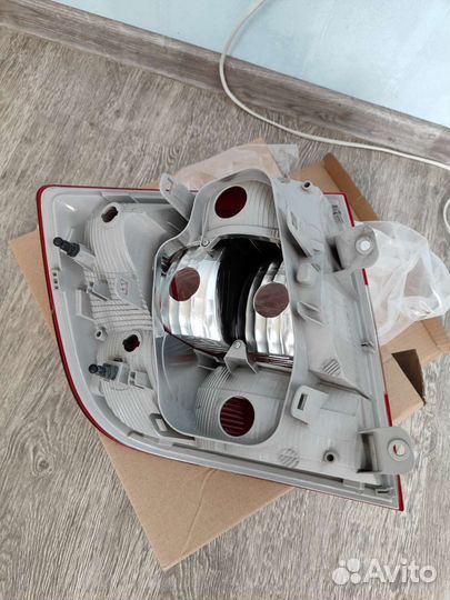 Фонарь задний Skoda Rapid