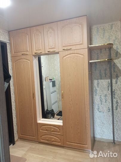 Шкаф в прихожую бу