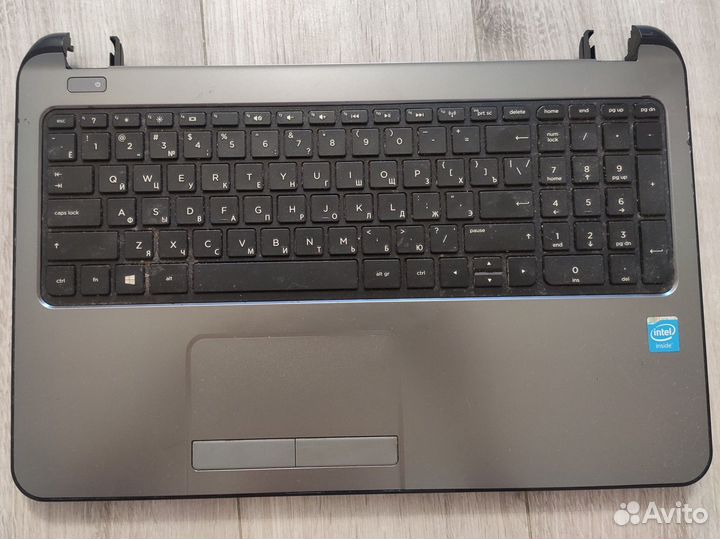 Кусок ноутбука HP 250 G3