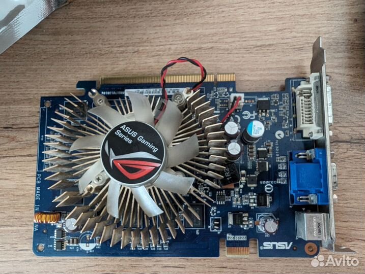 Видеокарта Asus EN8600GT 512MB