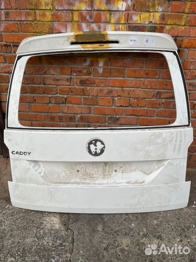 Задняя дверь багажника Caddy IV (4) в хорошем сост