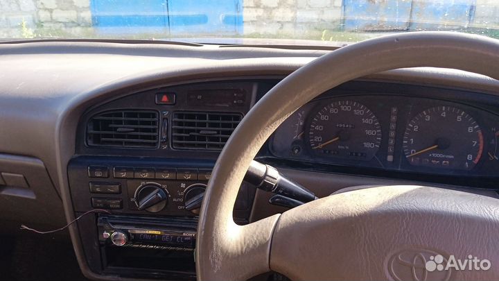 Toyota Camry 1.8 AT, 1993, 425 000 км