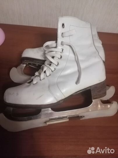 Коньки женские, 37 р