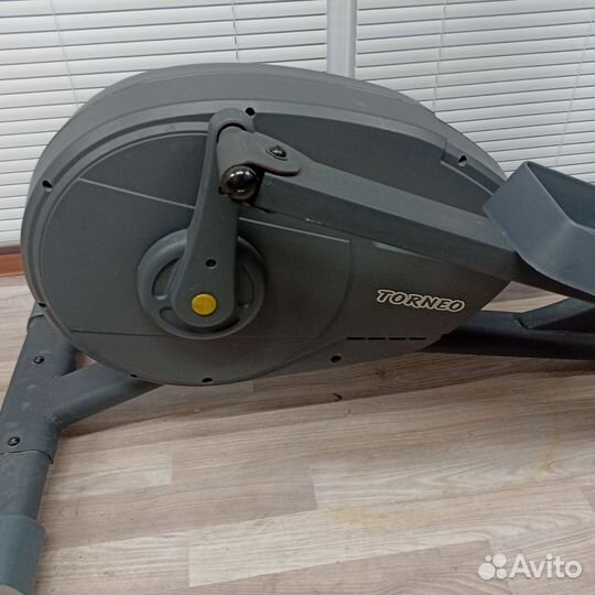 Эллиптический тренажер torneo festa c 310