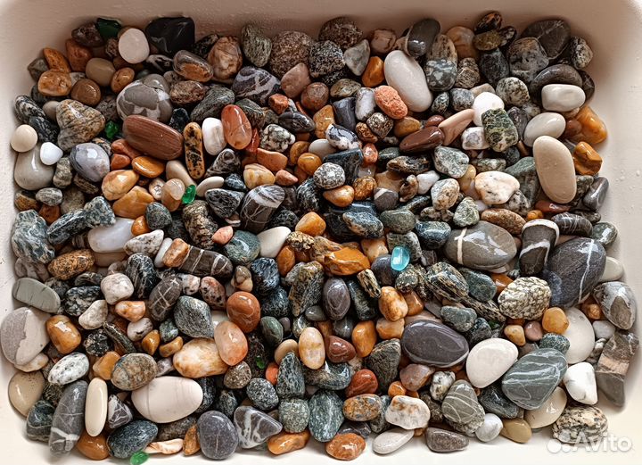Морские камни, камушки, галька, морское стекло