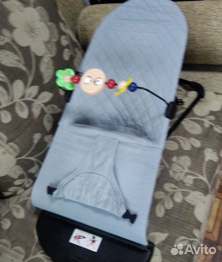 Шезлонг для новорожденных