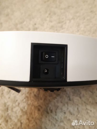 Робот-пылесос моющий