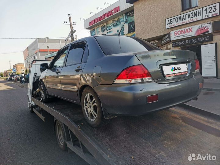 Mitsubishi Lancer 1.6 МТ, 2005, битый, 200 000 км