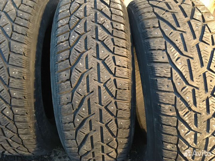 Tigar SUV Ice 215/65 R16 102T