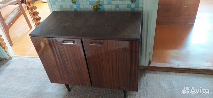 Тумба под телевизор СССР (можно под реставрацию)