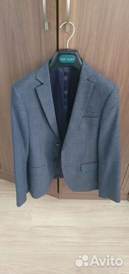 Пиджак на мальчика 176