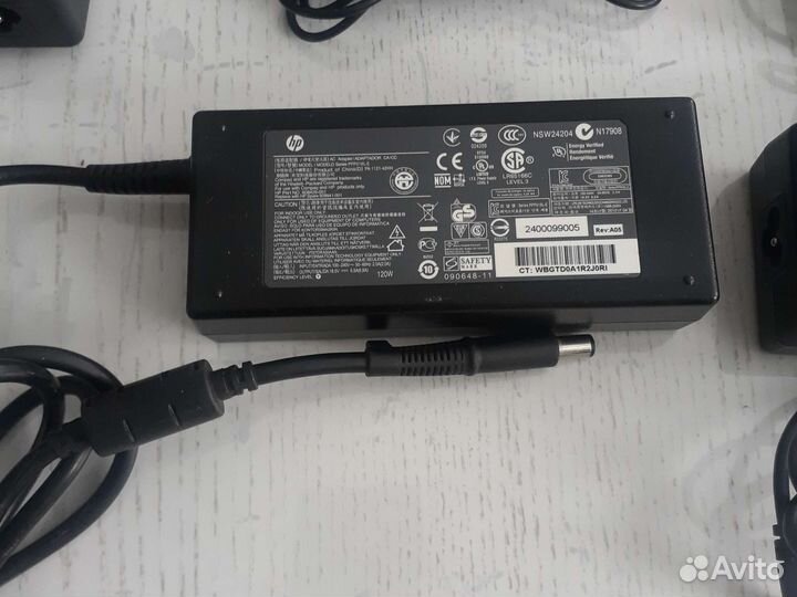 Блок питания для ноутбука (зарядное устройство)