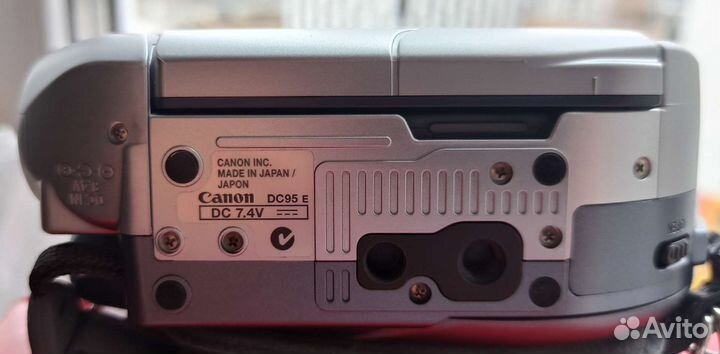 DVD-видеокамера Canon DC95
