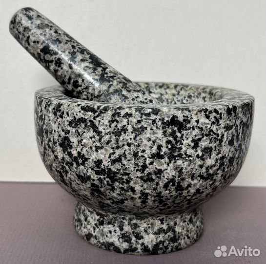 Ступа из гранита