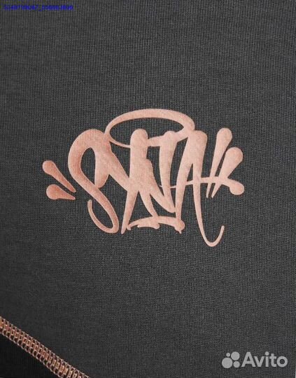 Nike Tech Fleece: стиль и тепло в одном костюме