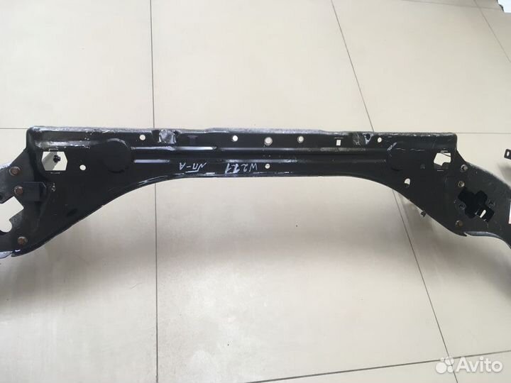 Передняя панель Mercedes W211