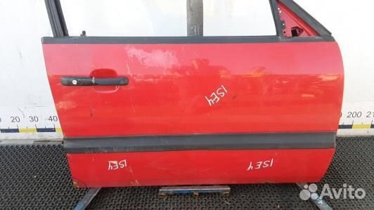 Дверь передняя правая volkswagen passat B4 (ISE04E