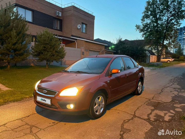 Ford Focus 2.0 AT, 2006, 200 000 км