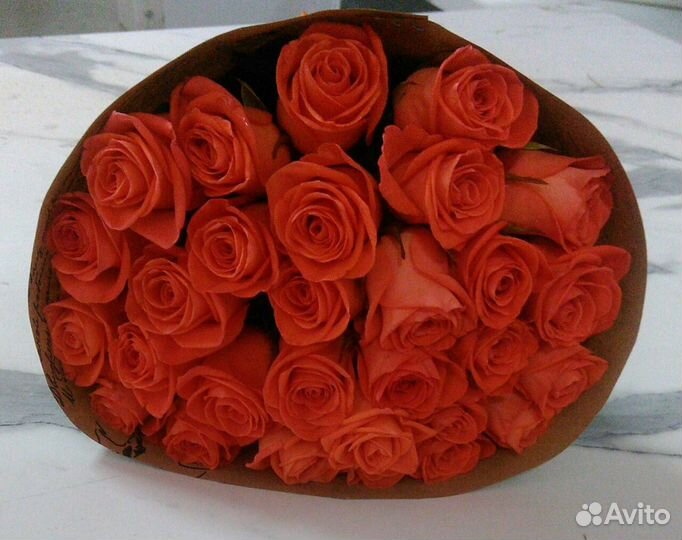 Букет. 35 роз 50 см. доставка по городу за 1-2ч