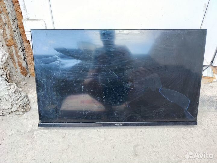 Телевизор Centek CT-8232 (Разбор)(По запчастям)