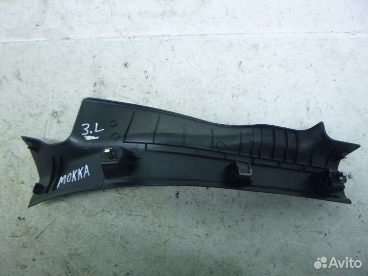 Накладка на порог задняя левая (внутренняя) opel m