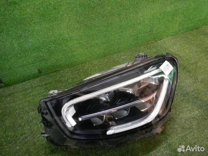Фара левая Mercedes-Benz GLC
