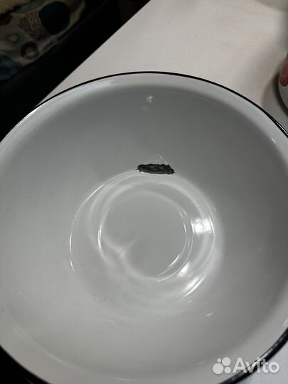 Набро эмалированной посуды