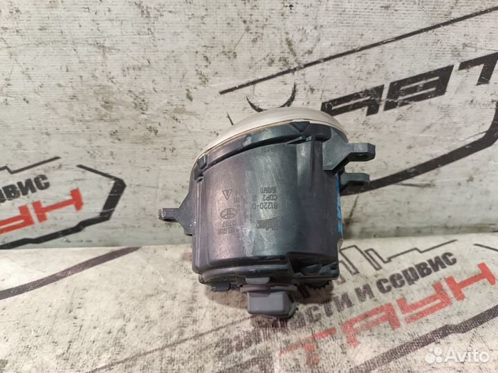 Туманка toyota nissan mitsubishi lexus suzuki. note outlander pajero prius alpha RAV4 voxy. ZSA35 ZV