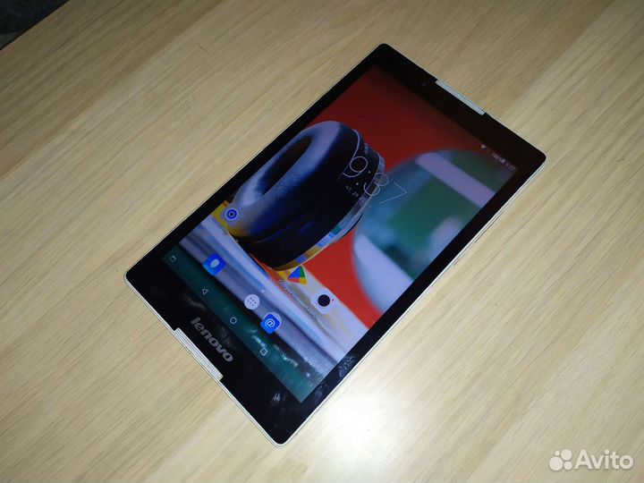 Lenovo tab3 8 LTE 2/16 Gb