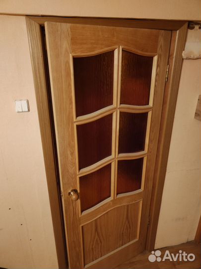 Двери межкомнатные б/у