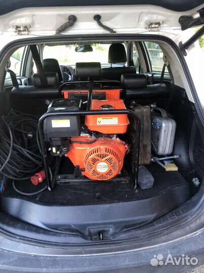 Водитель с личным авто