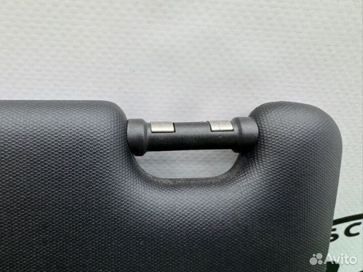 Козырек солнцезащитный левый Mercedes-Benz Cls 257