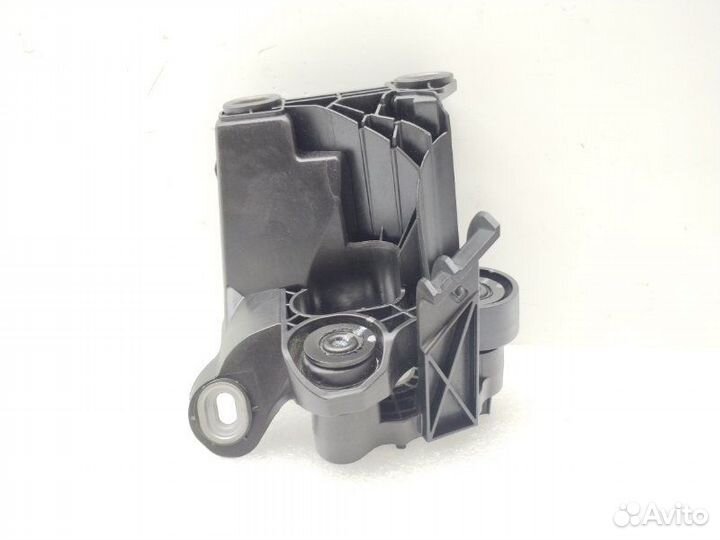 Кронштейн блока ABS Mercedes-Benz E-Class W212 1.8