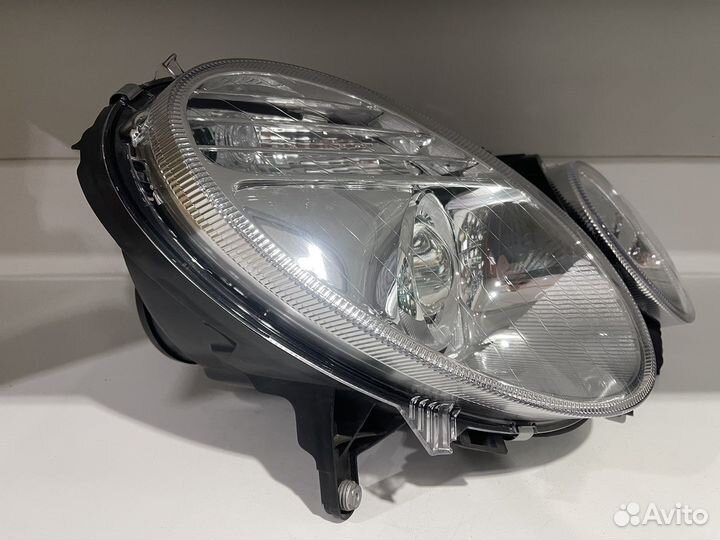 Фара Мерседес е211 W211 ресталинг правая
