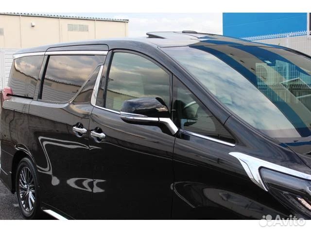Toyota Alphard 3.5 AT, 2023, 4 000 км