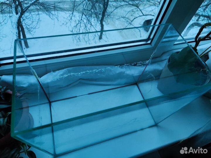 Грот в аквариум