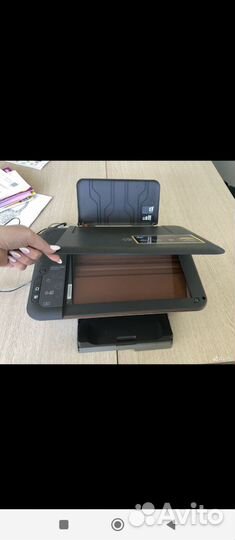 Принтер с мфу струйный HP DeskJet 2050
