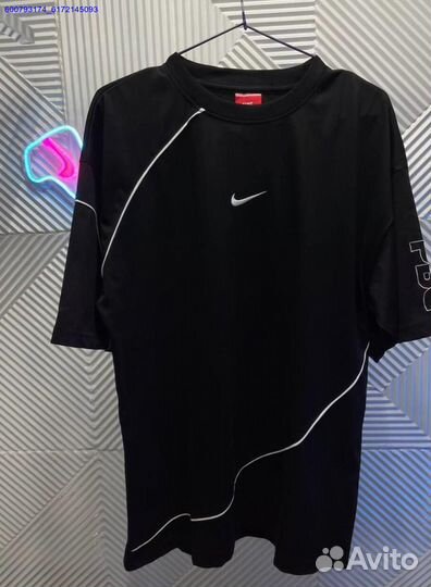 Костюм Nike (футболка + шорты)