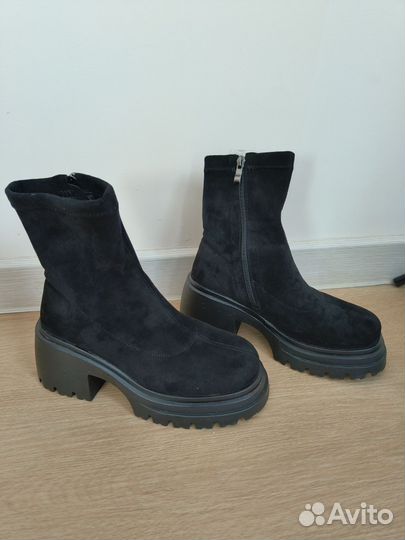 Полусапожки женские зимние 36