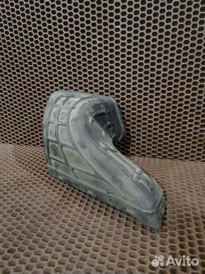 Патрубок воздушного фильтра Audi A5 8T купе 1.8