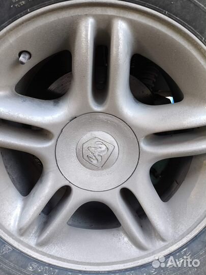 Колпак диска dodge durango R/T r17