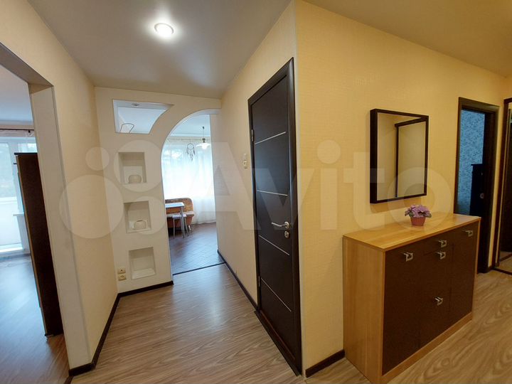 2-к. квартира, 55 м², 3/5 эт.