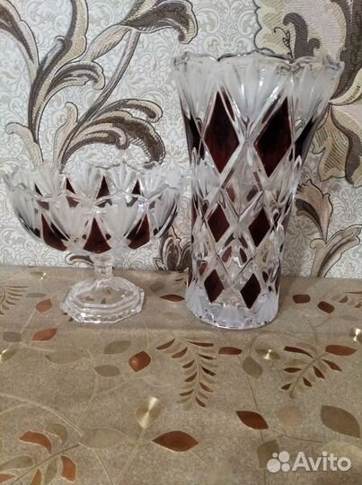 Хрустальная ваза