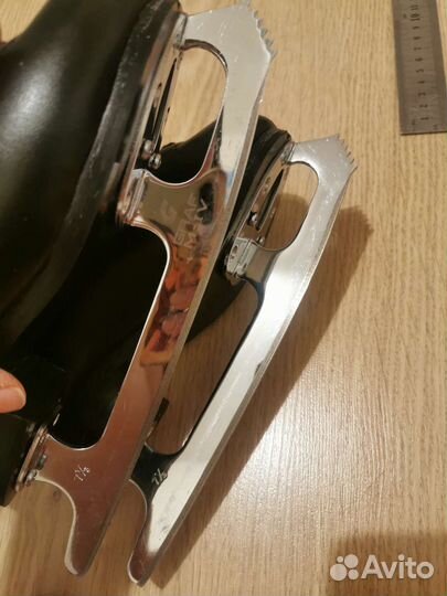 Коньки фигурные Graf Ace 29р черные