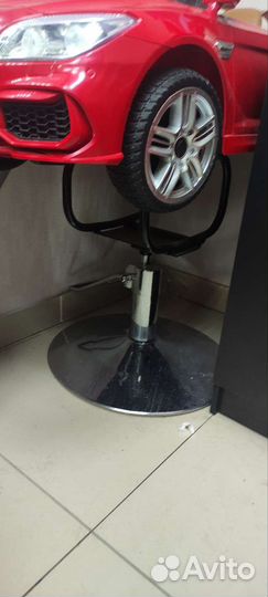 Автомобиль кресло парикмахера